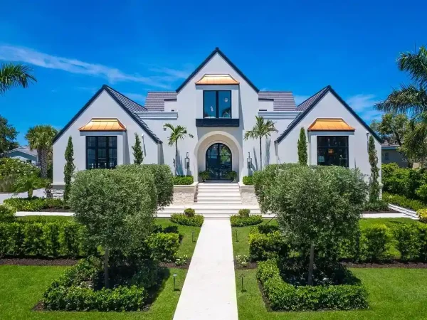 A $13.7 Million Sarasota Waterfront Masterpiece Featuring Hollywood Regency Elegance and Resort-Level Amenities