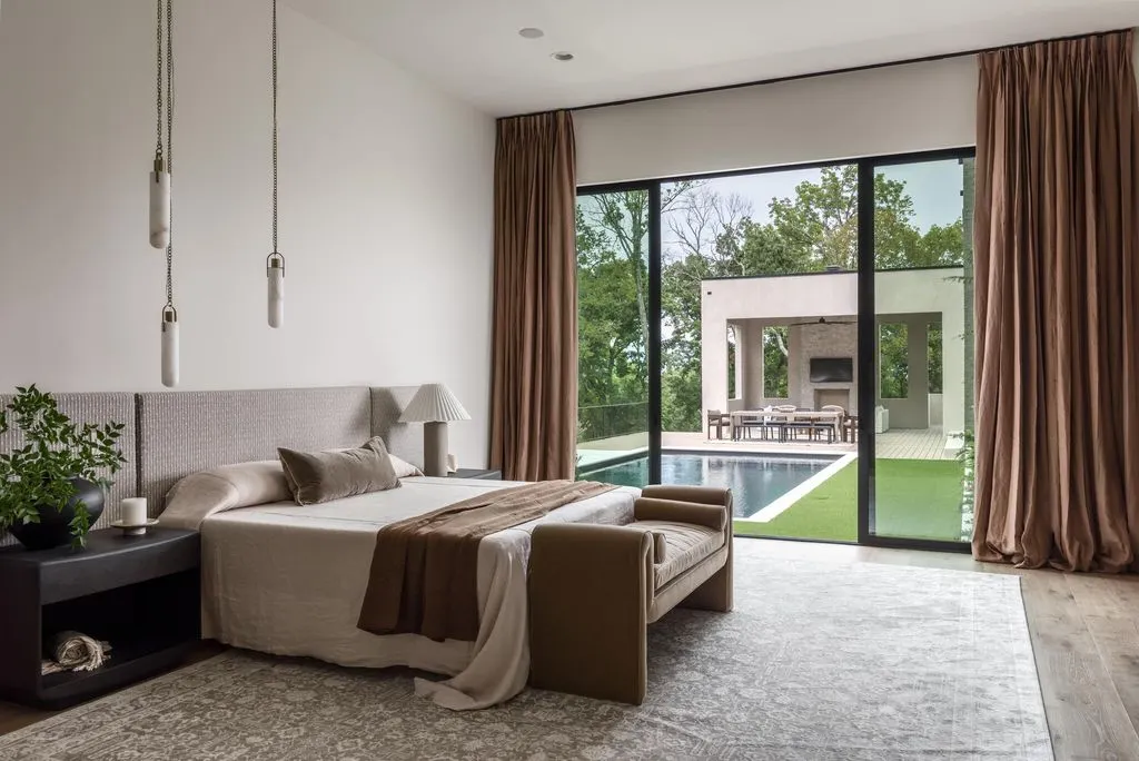 4509 Shys Hill Rd Showcases a Majestic New Modern Estate with Panoramic Downtown Views for 9.75 Million 14