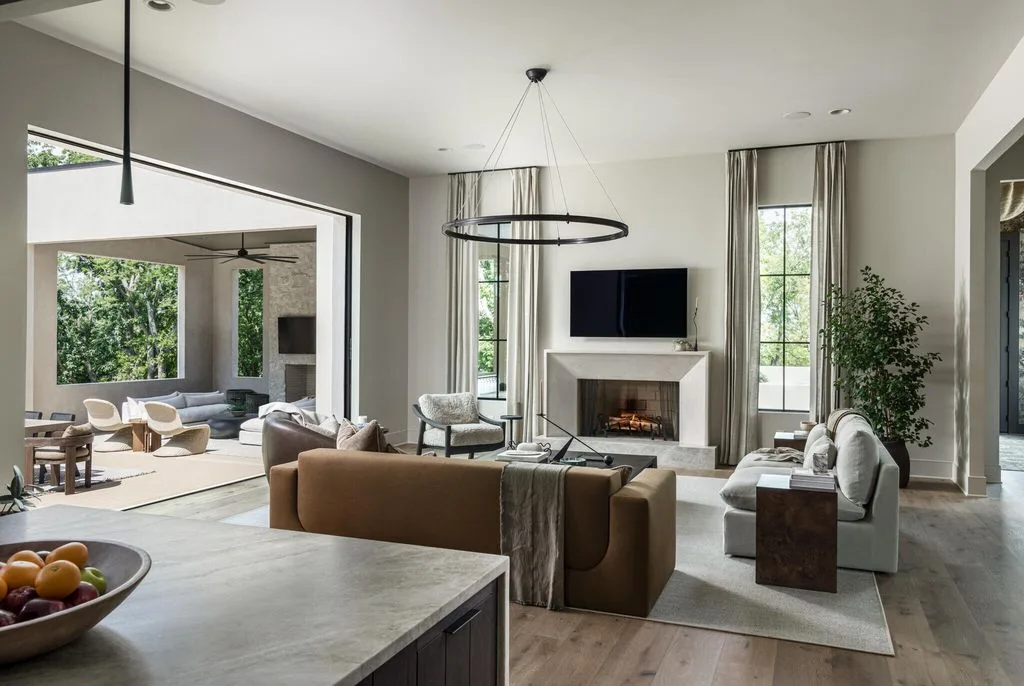 4509 Shys Hill Rd Showcases a Majestic New Modern Estate with Panoramic Downtown Views for 9.75 Million 7