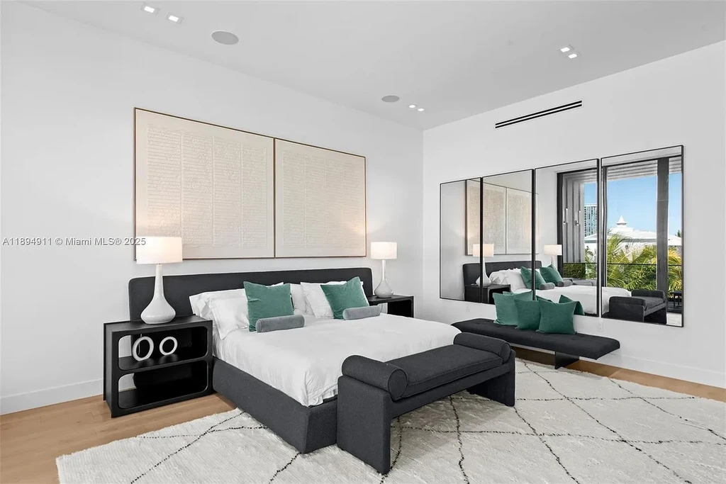 478 Tamarind Dr Hallandale 9 Million Waterfront Masterpiece Redefining Florida Luxury Living 11