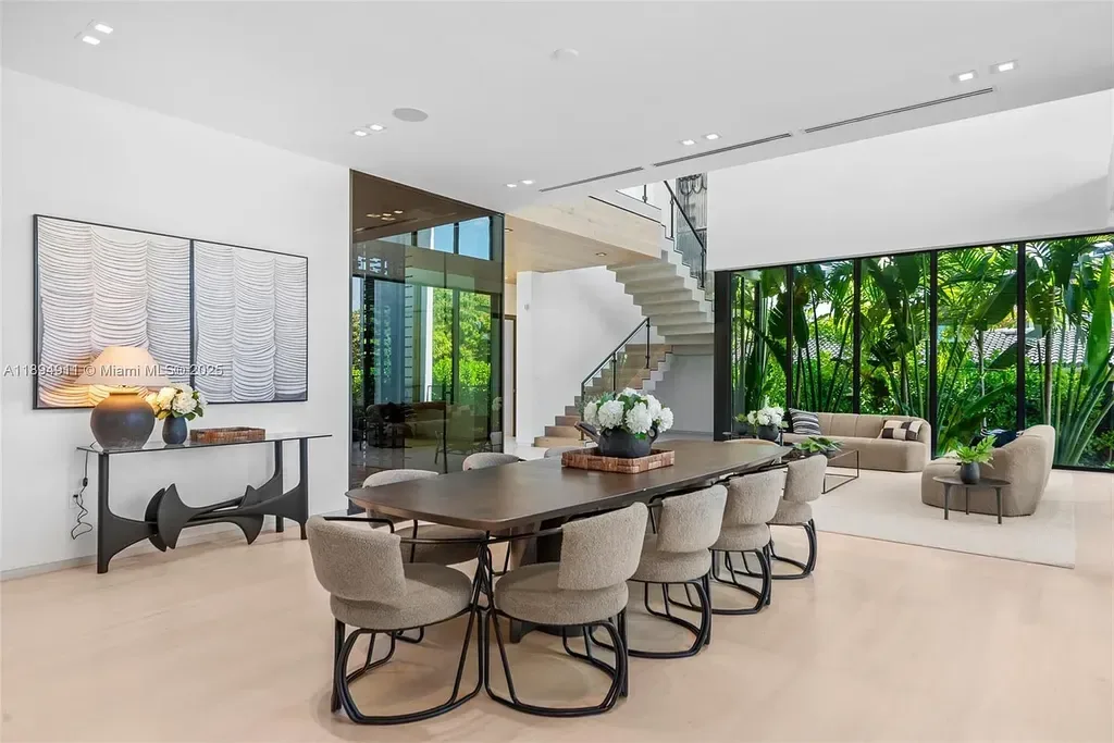 478 Tamarind Dr Hallandale 9 Million Waterfront Masterpiece Redefining Florida Luxury Living 6