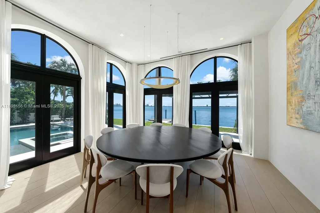 5300 N Bay Rd 32.5 Million Miami Beach Waterfront Masterpiece of Timeless Luxury and Modern Elegance 5