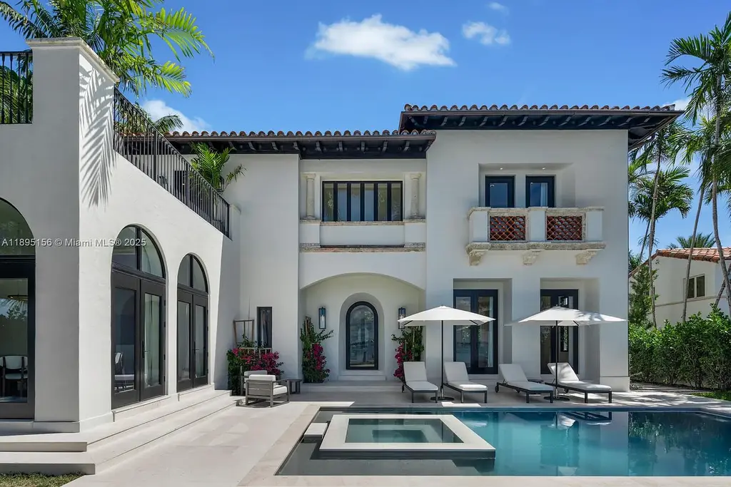 5300 N Bay Rd 32.5 Million Miami Beach Waterfront Masterpiece of Timeless Luxury and Modern Elegance 9