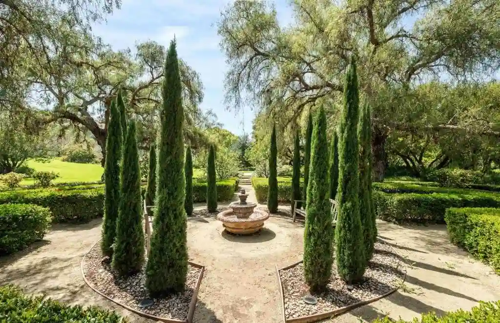 5992 Calle Camposeco — An Extraordinary 28.88 Million Estate Showcasing Ultimate Luxury Living 25
