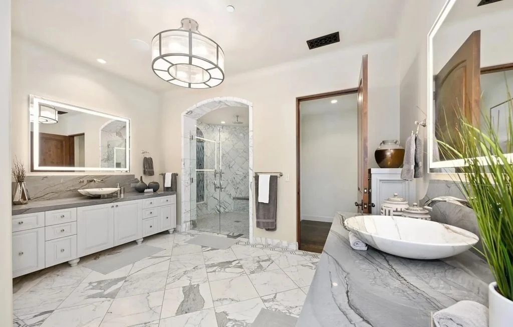 7029 Las Colinas Redefines California Luxury with a Stunning Spanish Modern Design and Effortless Indoor Outdoor Flow 15