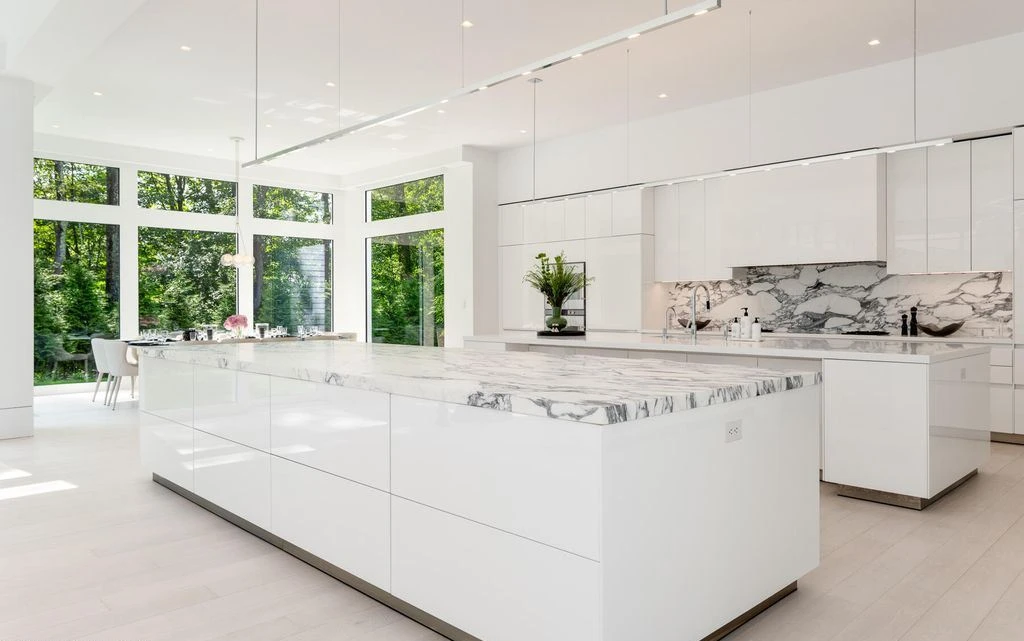8 Fox Run Ln Exquisite Contemporary Estate by SBP Homes in Connecticut Lists for 22 Million 14