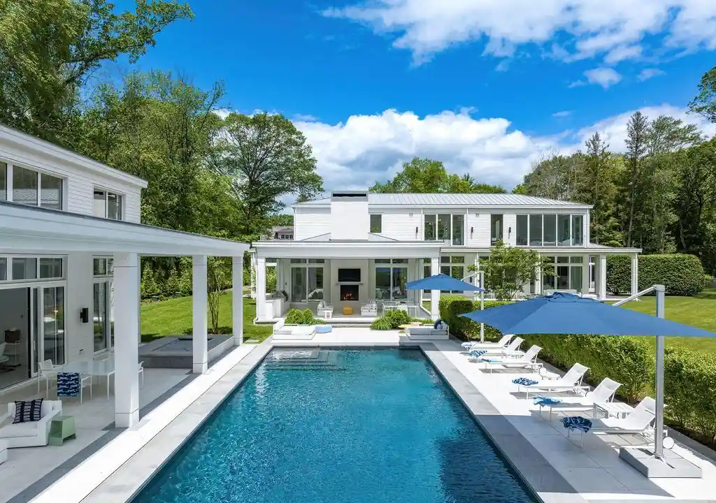 8 Fox Run Ln Exquisite Contemporary Estate by SBP Homes in Connecticut Lists for 22 Million 3