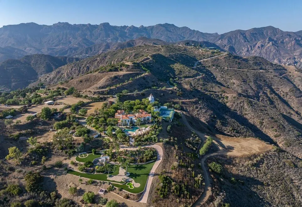 Breathtaking 31 Acre Malibu Estate at 10502 Yellow Hill Rd Showcases Unrivaled Oceanfront Elegance for 52 Million 21