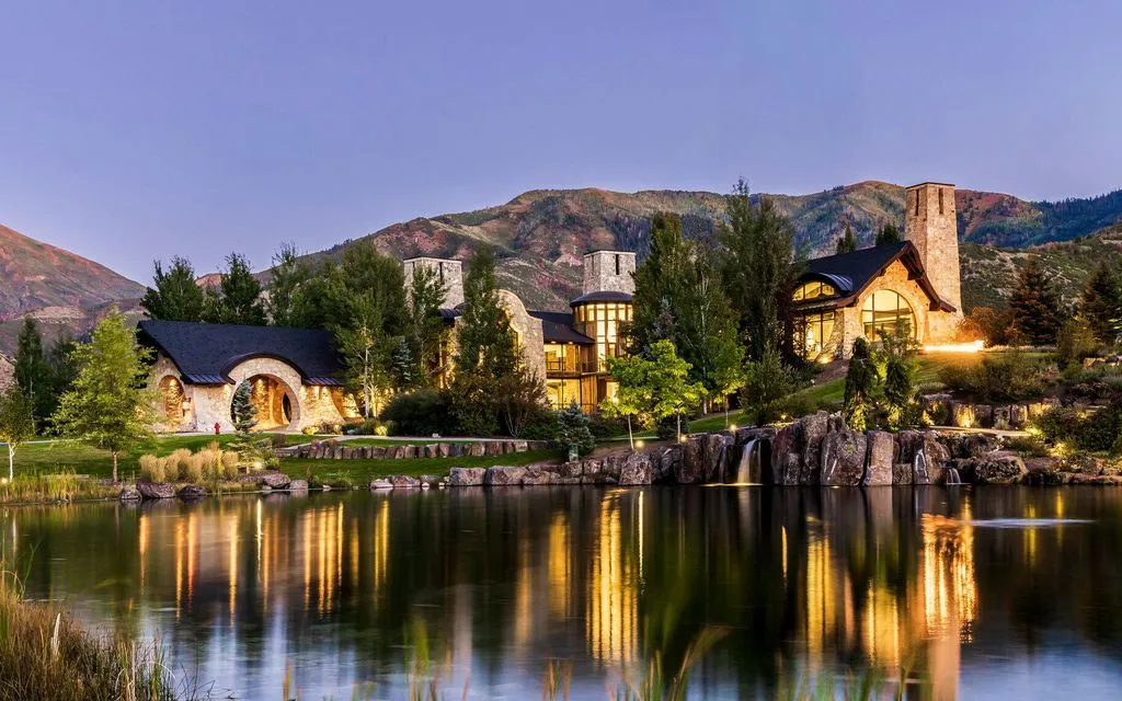 Breathtaking Fantasy Estate at 5618 E South Fork Rd Captures ‘Lord of the Rings Magic Listed for 43 Million in Ut 3