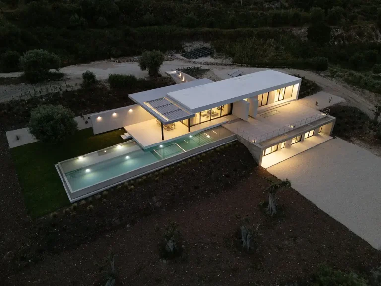 Casa Calypso by G’n’B Studio Redefines Mediterranean Minimalism in Noto