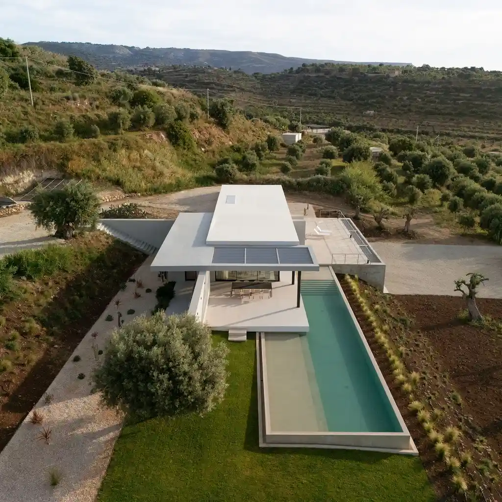Casa Calypso by GnB Studio Redefines Mediterranean Minimalism in Noto 8