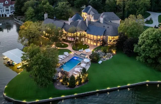 Step Inside a Spectacular 21,000-Square-Foot Waterfront Masterpiece Redefining Indiana Luxury for $11.95 Million