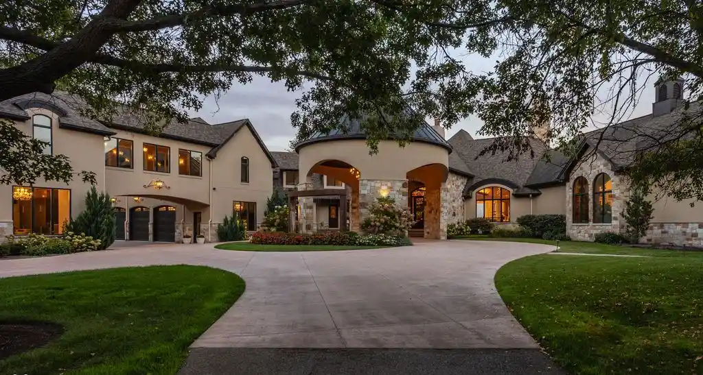 Discover the Exquisite 10606 Brooks School Rd Indianas Iconic Waterfront Estate Asking 11.95 Million 3
