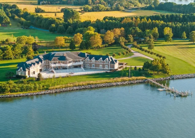 Extraordinary 6.8-Acre Waterfront Estate on Morgans Point Asks $7,999,000