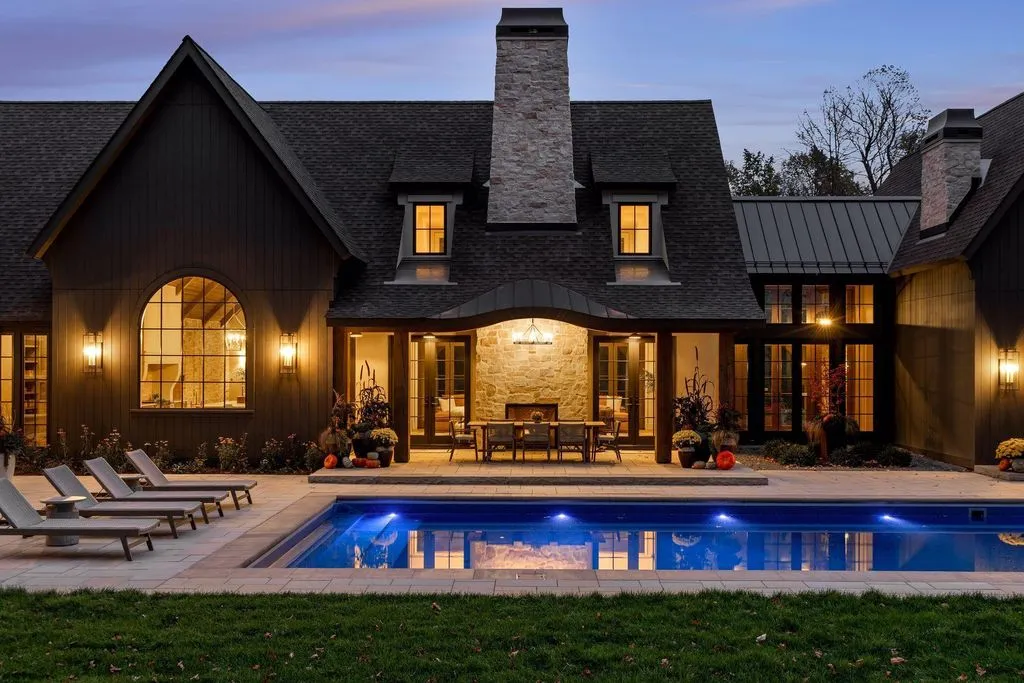 Exquisite Estate at 2295 Tamarack Dr Showcases Architectural Brilliance by James Co. Homes and Alexander Design Group 22