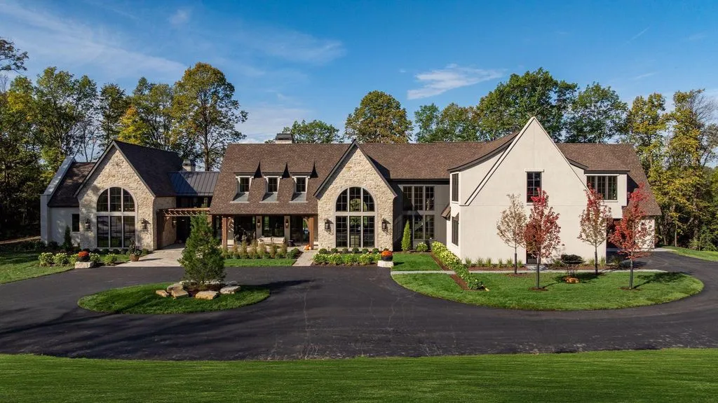 Exquisite Estate at 2295 Tamarack Dr Showcases Architectural Brilliance by James Co. Homes and Alexander Design Group 3