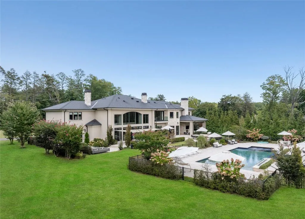 Exquisite Modern Masterpiece at 53 Simonson Road Elevates New York Luxury Living Priced at 12.8 Million 25