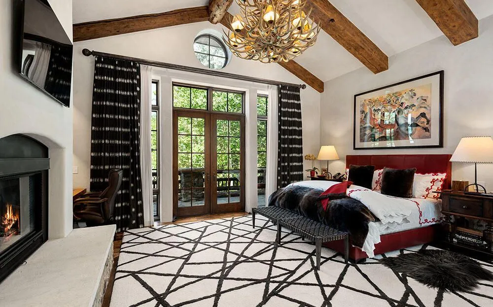 Exquisite Robert Trown Home at 120 Running Mare Rd Showcases Classic Colorado Luxury for 33.75 Million 16