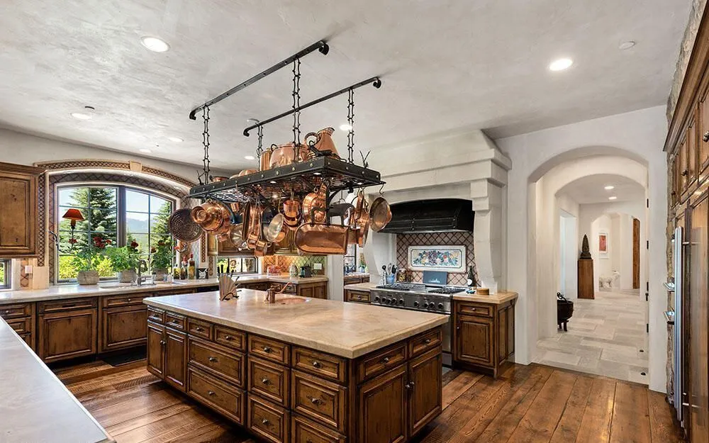 Exquisite Robert Trown Home at 120 Running Mare Rd Showcases Classic Colorado Luxury for 33.75 Million 9