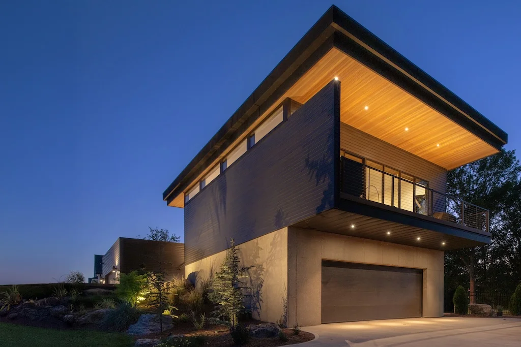 Faust Residence by KEM STUDIO, Modern Lakeside Masterpiece at Lake Winnebago