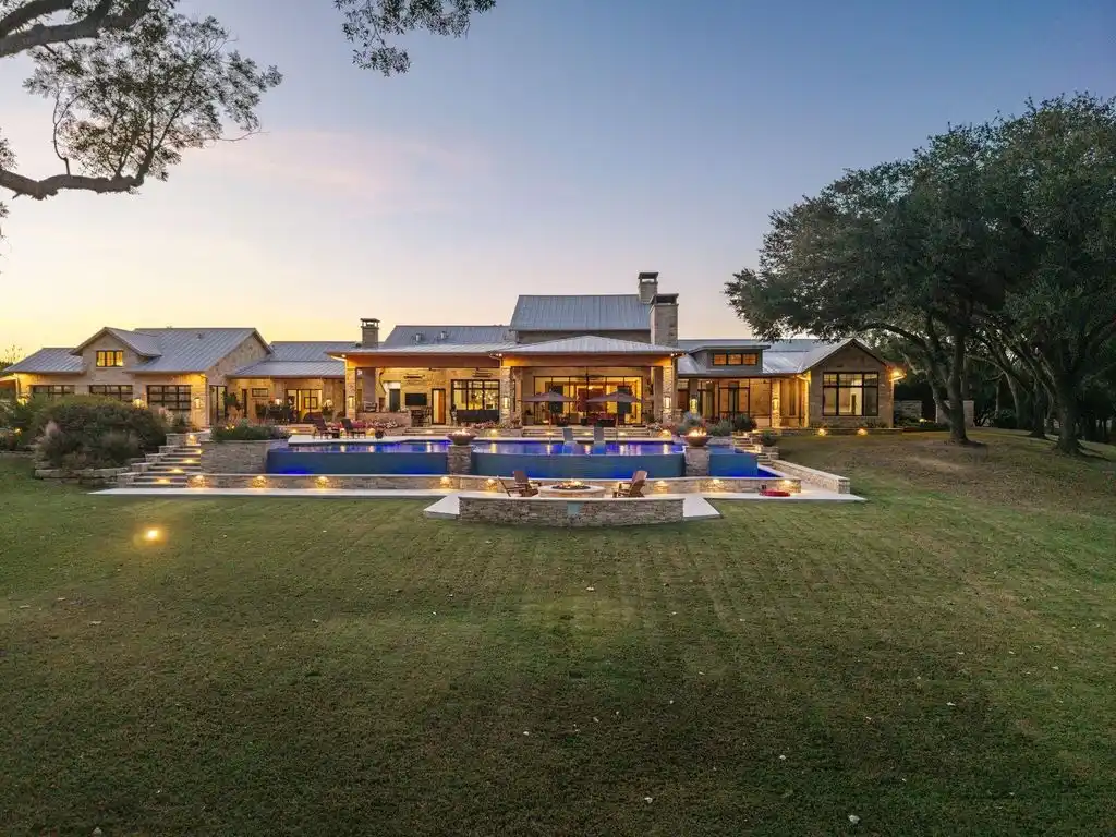 Inside 3401 Pueblo Viejo Ln A Breathtaking Texas Estate Asking 14.8 Million 11