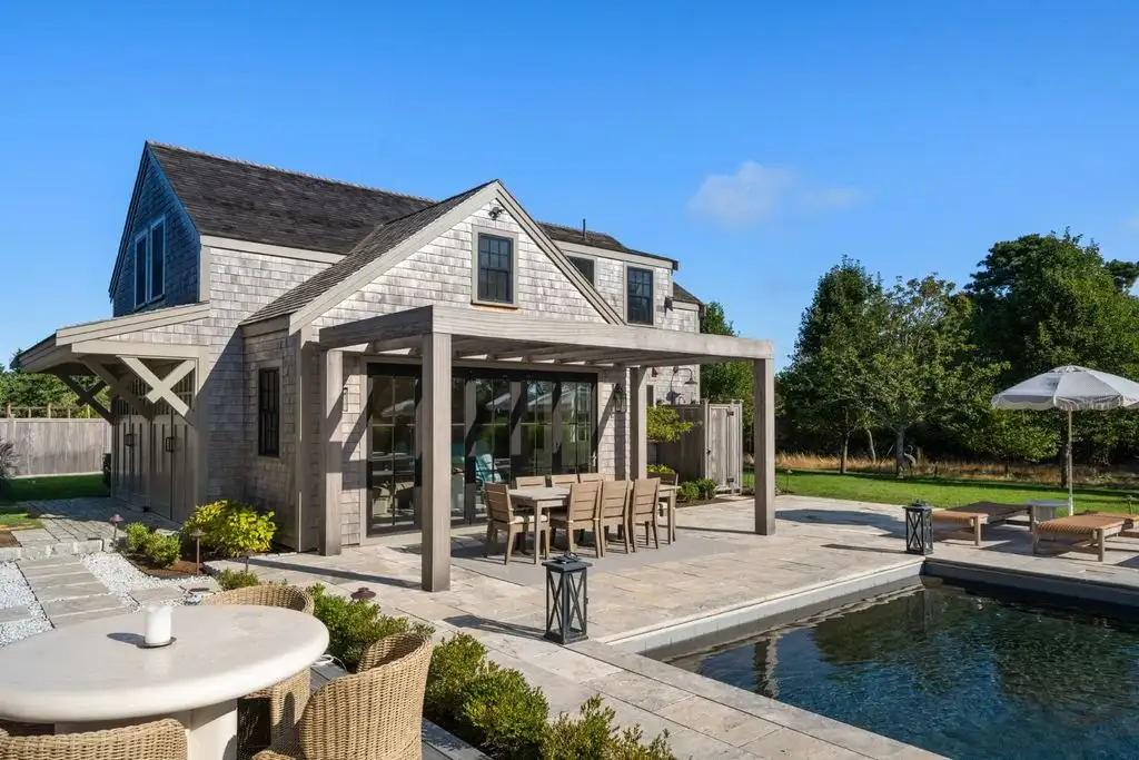 Inside 8 Austin Farm Dr An Exquisite 10.195 Million Massachusetts Estate of Coastal Charm and Contemporary Luxury 22