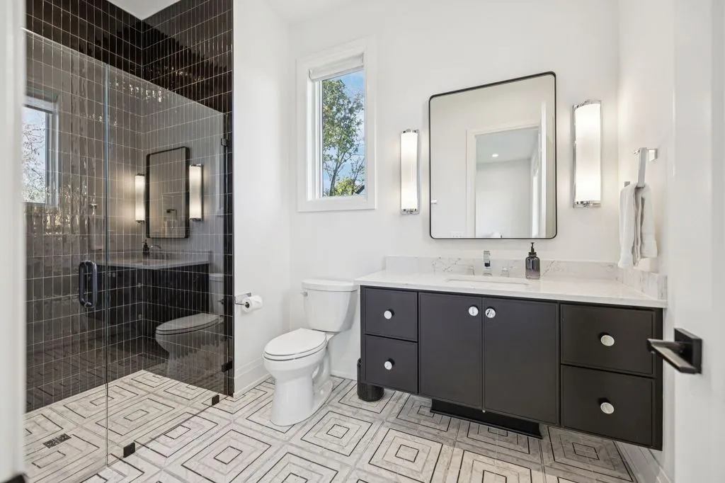 Magnificent Tennessee Estate at 1323 Harding Pl Merges Design Sophistication and Advanced Technology for 5.5 Million 15