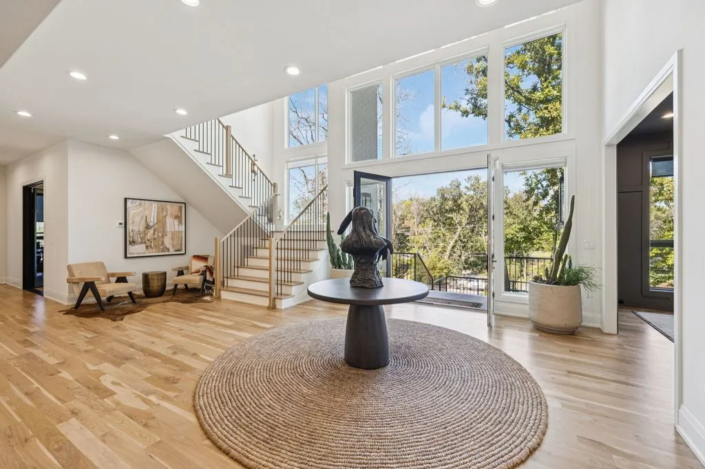 Magnificent Tennessee Estate at 1323 Harding Pl Merges Design Sophistication and Advanced Technology for 5.5 Million 6