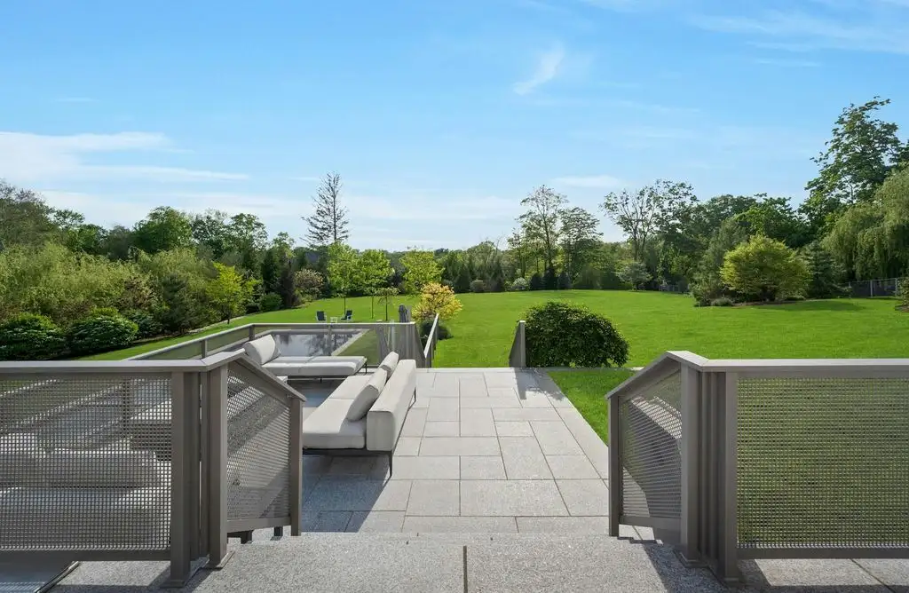 Remarkable Modern Haven at 30 Meadowcroft Lane by William D. Earls Asks 15.945 Million 10