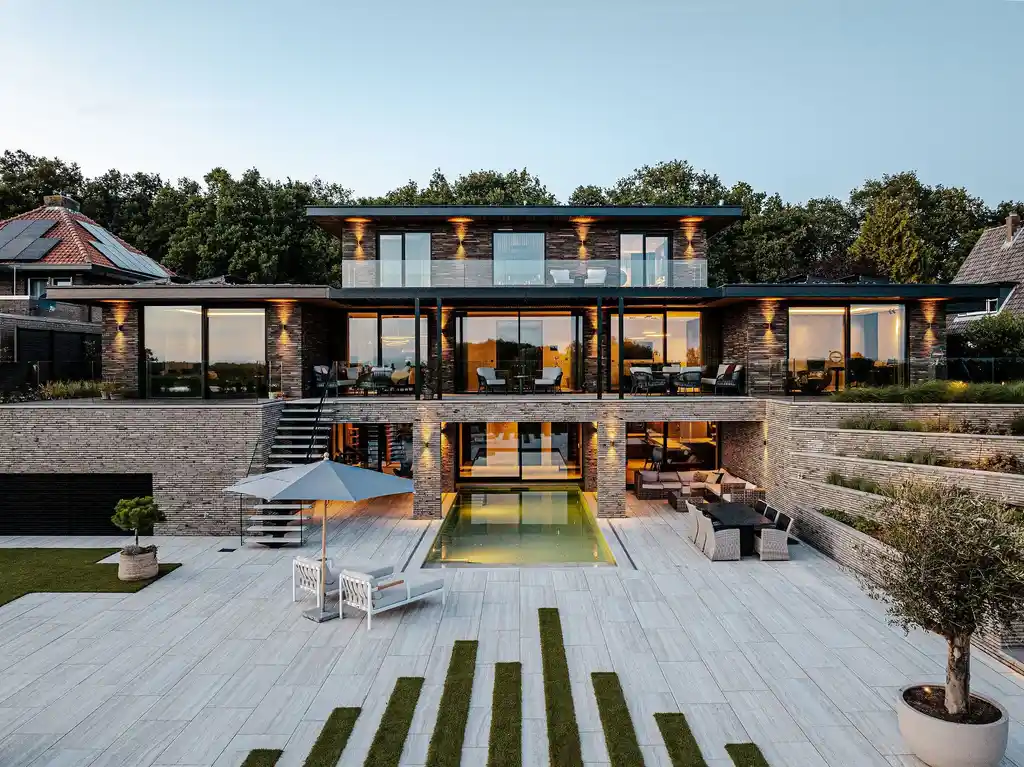 River Residence by HMVD Architecten Embraces the Rhythm of the Rhine Region