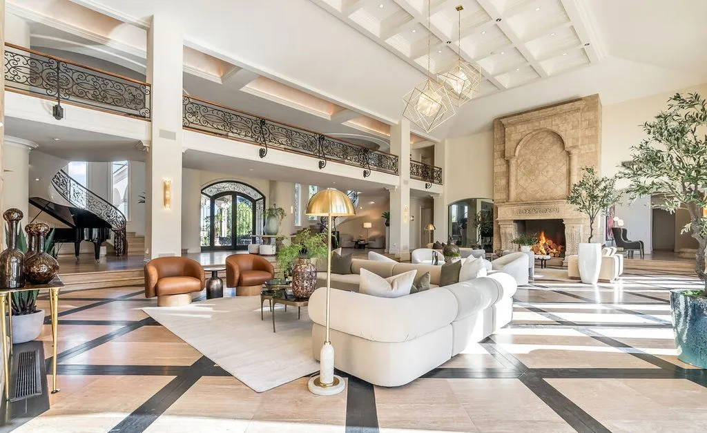 1 Saint Petersburg Ct Exquisite Chateau Dumont a One of a Kind Resort Compound in Rancho Mirage 12