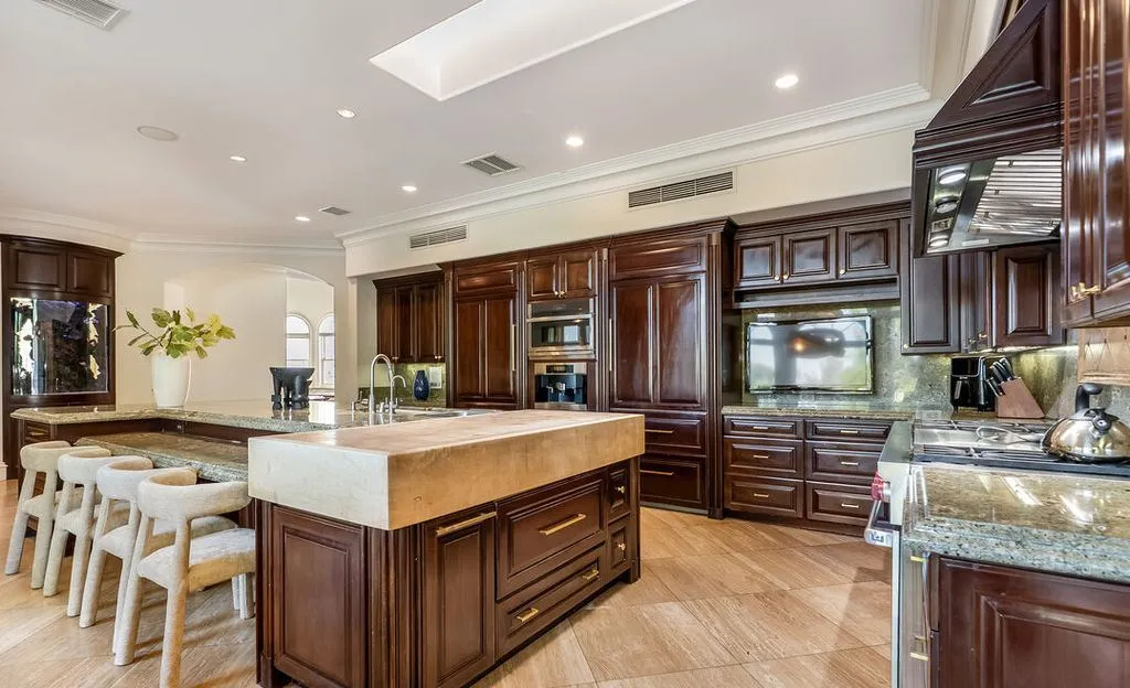 1 Saint Petersburg Ct Exquisite Chateau Dumont a One of a Kind Resort Compound in Rancho Mirage 17