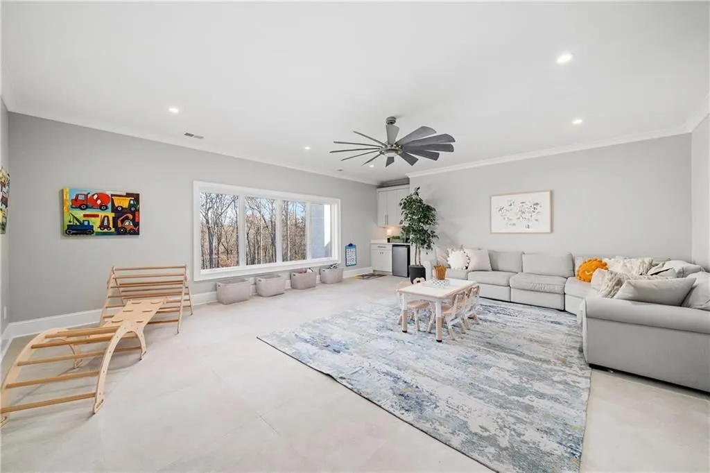 Georgia’s Remarkable Resort-Style Estate Where Timeless Design Meets Modern Luxury for $4.95 Million 16 1002 Overlook Ter LOT 0 A Spectacular Georgia Estate Where Timeless Design and Modern Luxury Converge 13