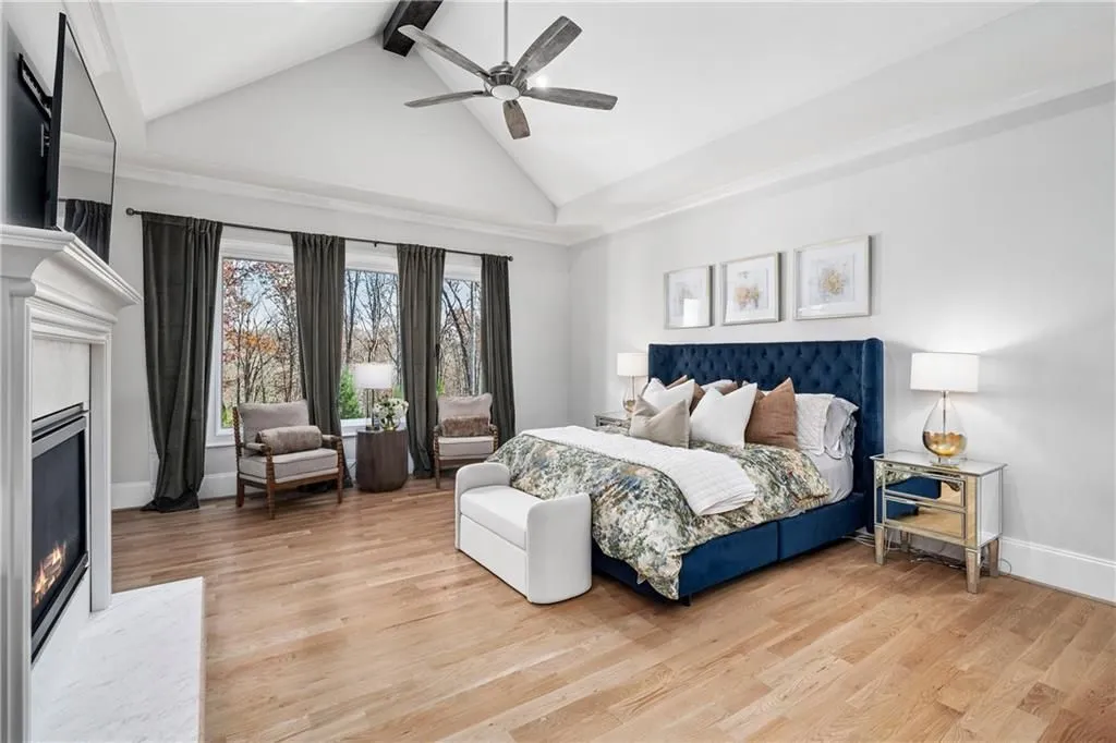 Georgia’s Remarkable Resort-Style Estate Where Timeless Design Meets Modern Luxury for $4.95 Million 17 1002 Overlook Ter LOT 0 A Spectacular Georgia Estate Where Timeless Design and Modern Luxury Converge 15