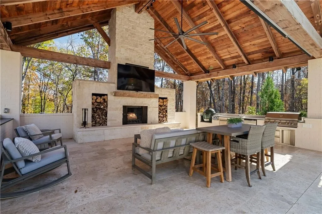 Georgia’s Remarkable Resort-Style Estate Where Timeless Design Meets Modern Luxury for $4.95 Million 18 1002 Overlook Ter LOT 0 A Spectacular Georgia Estate Where Timeless Design and Modern Luxury Converge 16