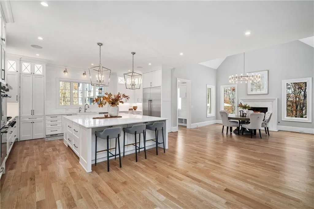 Georgia’s Remarkable Resort-Style Estate Where Timeless Design Meets Modern Luxury for $4.95 Million 21 1002 Overlook Ter LOT 0 A Spectacular Georgia Estate Where Timeless Design and Modern Luxury Converge 19