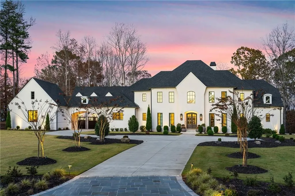 Georgia’s Remarkable Resort-Style Estate Where Timeless Design Meets Modern Luxury for $4.95 Million 30 1002 Overlook Ter LOT 0 A Spectacular Georgia Estate Where Timeless Design and Modern Luxury Converge 26