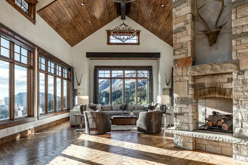 Park City Luxury Redefined: A $13.95 Million Masterpiece of Elevated Mountain Living 11 10139 Summit View Dr Showcases Unparalleled 13.95 Million Mountain Luxury in Park City 7