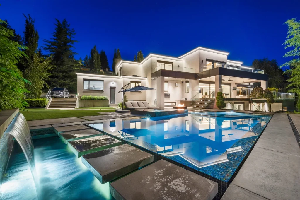 A West Vancouver Masterpiece with Sweeping City & Ocean Views Lists for C$16.8 Million 5 1050 King Georges Way Exquisite West Vancouver Estate with Sweeping City Ocean Views Asking C16.8 Million 1