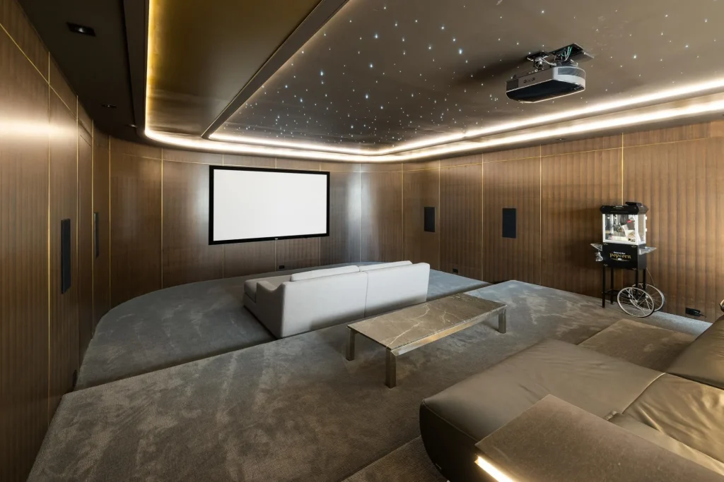 A West Vancouver Masterpiece with Sweeping City & Ocean Views Lists for C$16.8 Million 24 1050 King Georges Way Exquisite West Vancouver Estate with Sweeping City Ocean Views Asking C16.8 Million 18