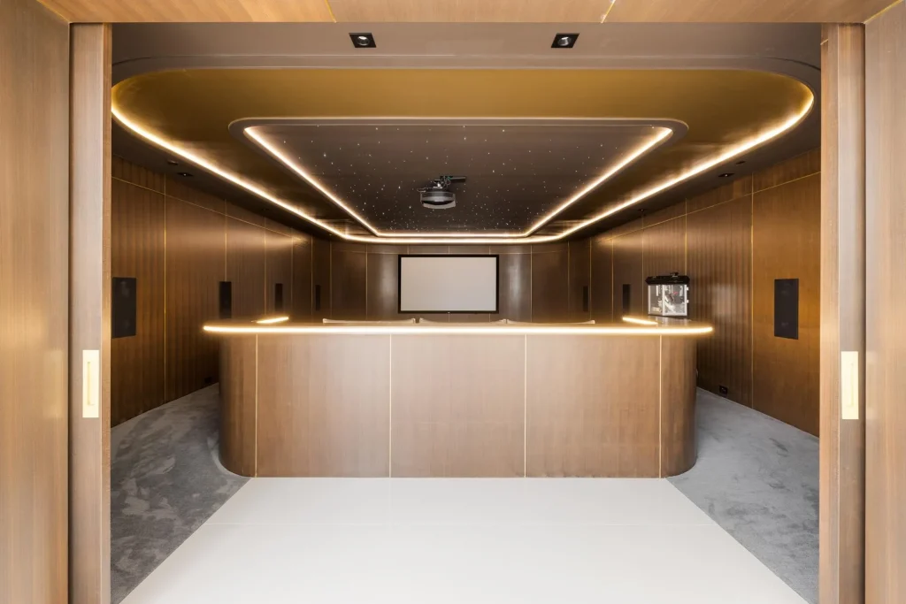 A West Vancouver Masterpiece with Sweeping City & Ocean Views Lists for C$16.8 Million 25 1050 King Georges Way Exquisite West Vancouver Estate with Sweeping City Ocean Views Asking C16.8 Million 19