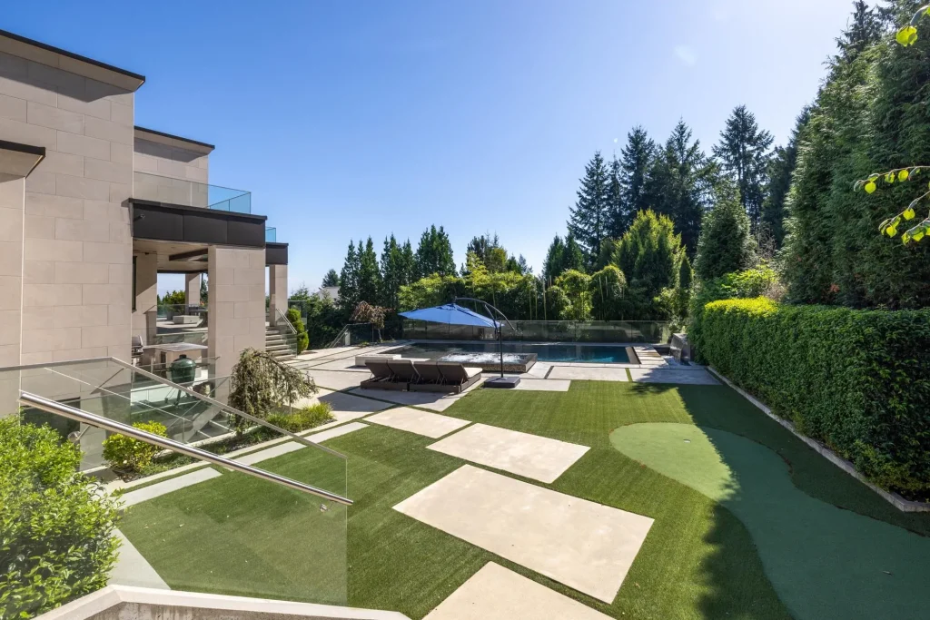 A West Vancouver Masterpiece with Sweeping City & Ocean Views Lists for C$16.8 Million 29 1050 King Georges Way Exquisite West Vancouver Estate with Sweeping City Ocean Views Asking C16.8 Million 25