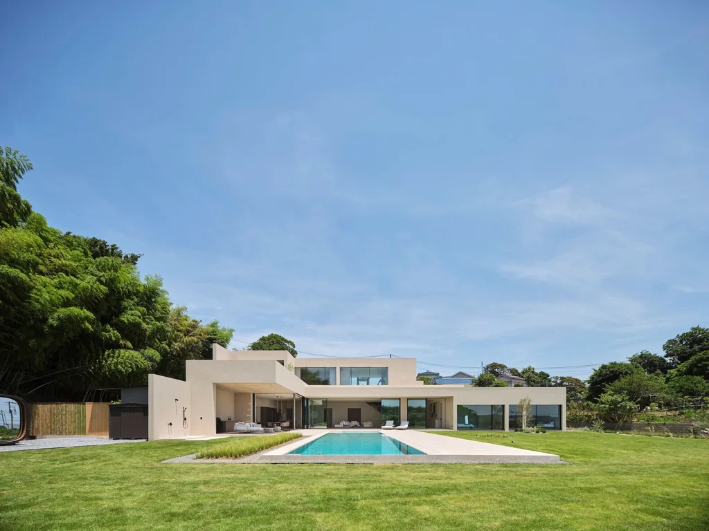 10M House by CUBO Design Architect Embraces Tranquility Between Ocean, Orchard, and Bamboo Forest 1 10M House by CUBO Design Architect Embraces Tranquility Between Ocean, Orchard, and Bamboo Forest