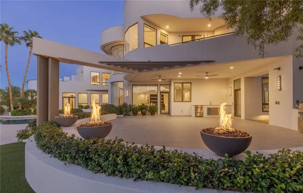 1109 Pine Island Ct Architectural Marvel Transformed into a Midcentury Masterpiece in Nevada 12