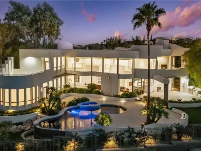 1109 Pine Island Ct Architectural Marvel Transformed into a Midcentury Masterpiece in Nevada 13