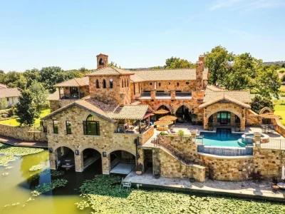 113 La Posada Spectacular Texas Waterfront Estate Redefining Artistic Luxury and Architectural Excellence at 9.895 Million 2