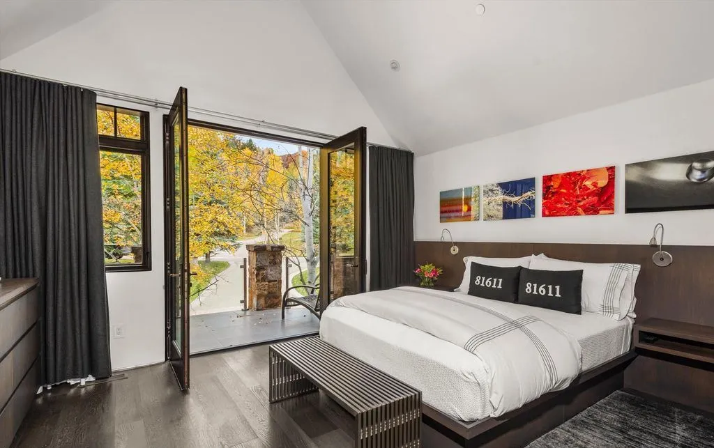 1162 Tiehack Rd Extraordinary Colorado Estate Showcasing Sophistication and Modern Comfort 13