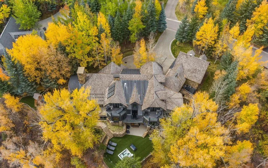 1162 Tiehack Rd Extraordinary Colorado Estate Showcasing Sophistication and Modern Comfort 3