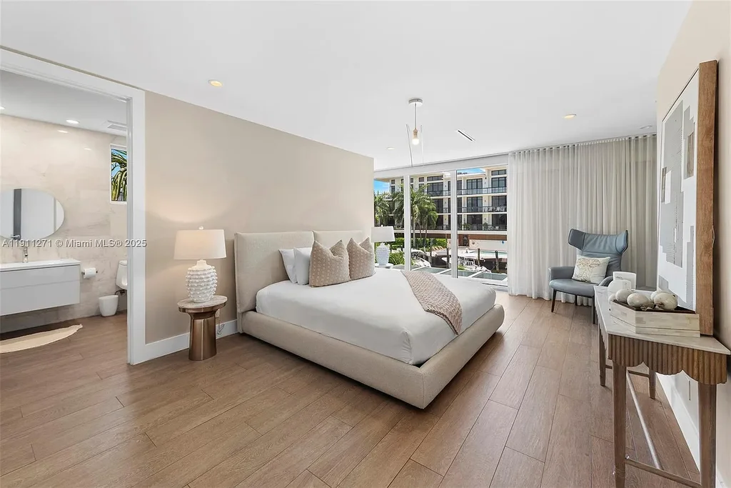 1319 Seminole Dr Fort Lauderdale Home for Sale 7.2M Waterfront Modern Estate Redefines Coastal Luxury 11