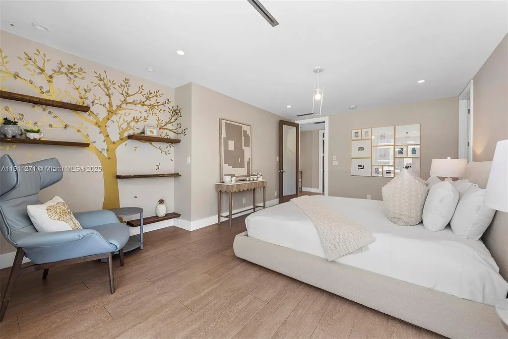 Front view of 1319 Seminole Dr Fort Lauderdale home for sale, showcasing modern waterfront architecture and private driveway.